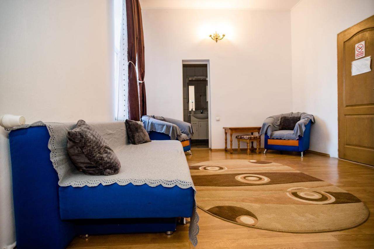 Hotel Marion Dumbraveni  Εξωτερικό φωτογραφία