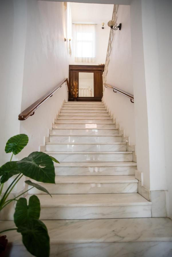 Hotel Marion Dumbraveni  Εξωτερικό φωτογραφία