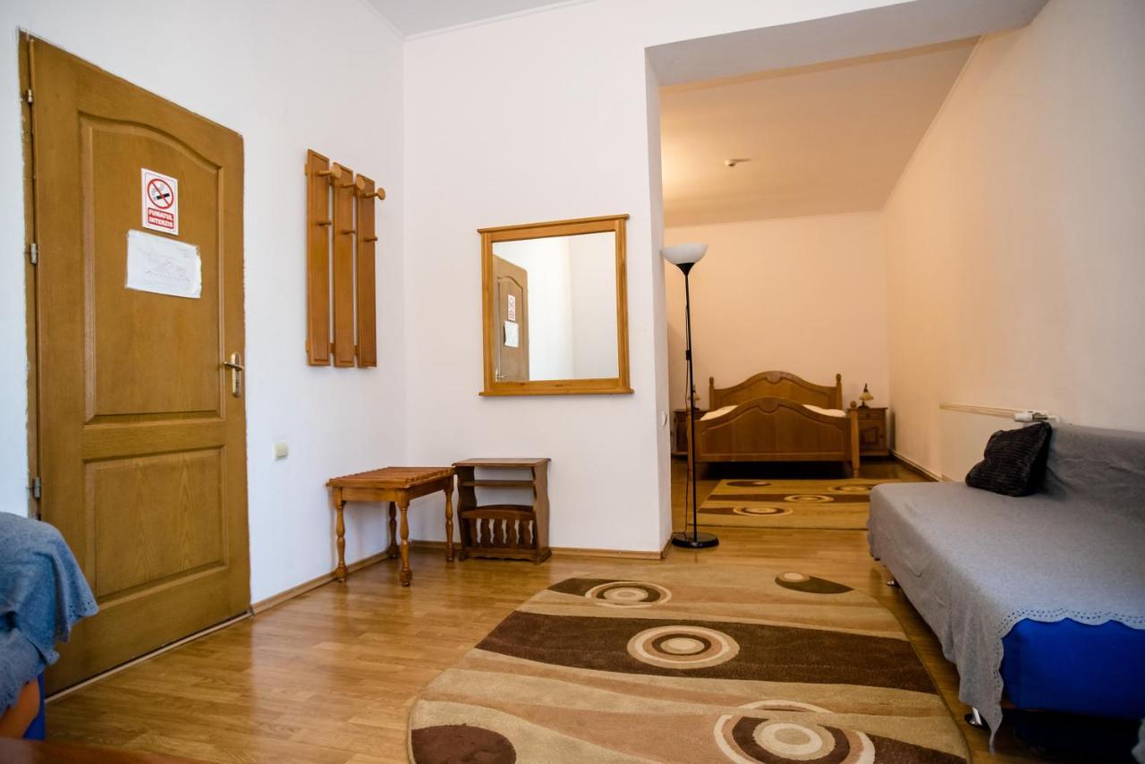 Hotel Marion Dumbraveni  Εξωτερικό φωτογραφία
